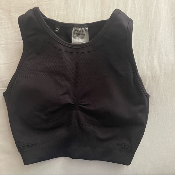 Gymshark flawless knit sports bra in black Sz small - Picture 2 of 4
